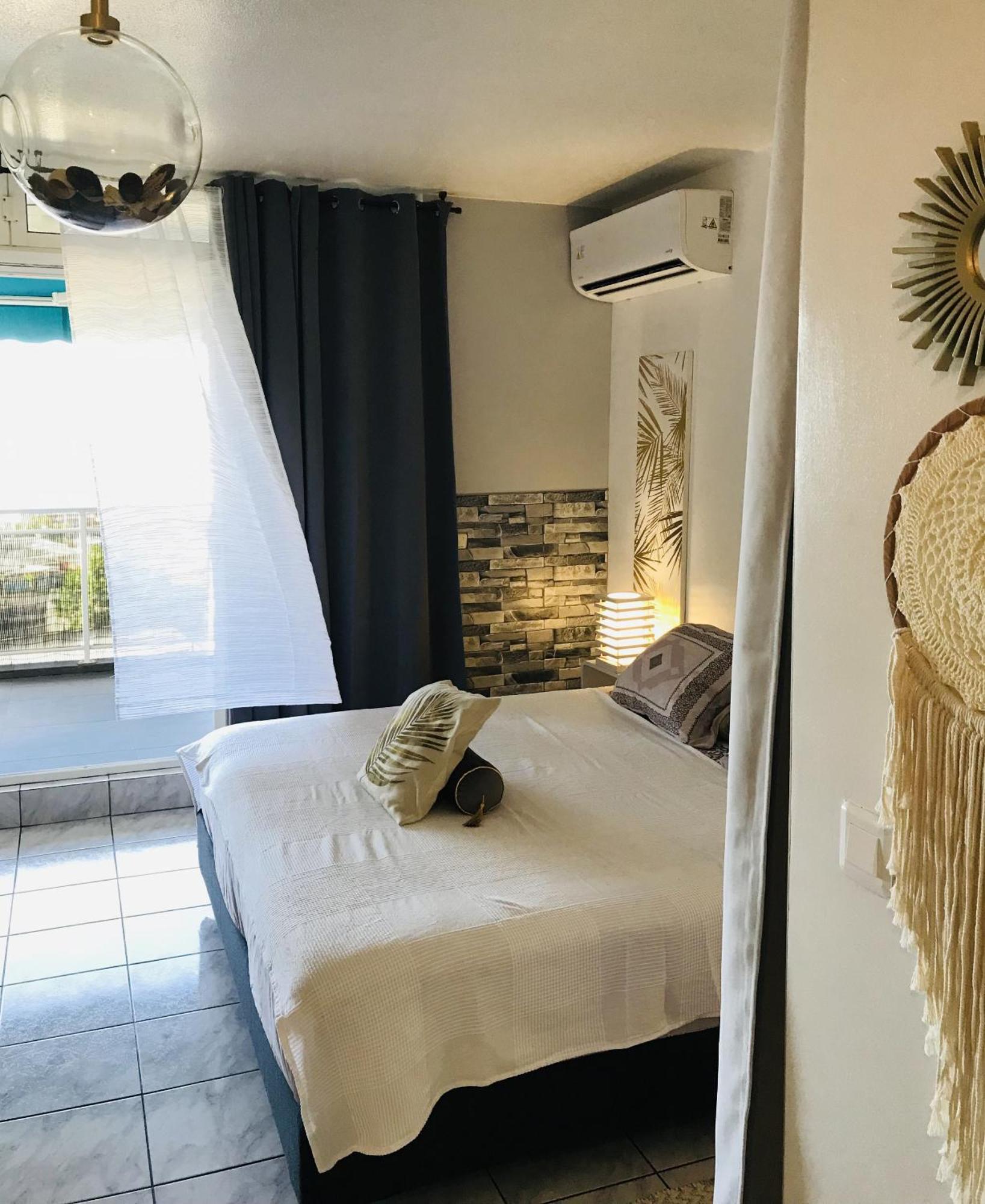 Mave Mai Studio Papeete Папеете Номер фото